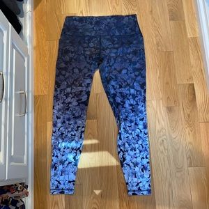 Lululemon printed leggings